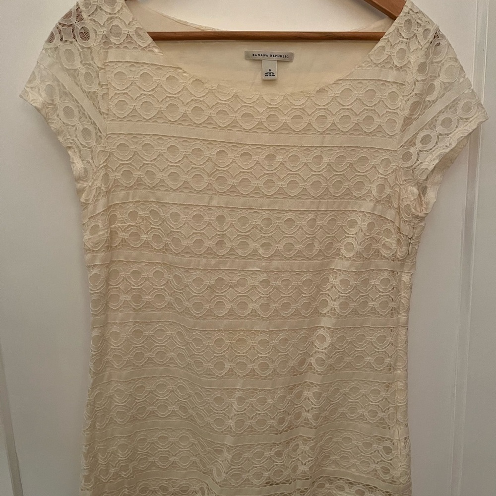 Banana Republic Cream Lace Top